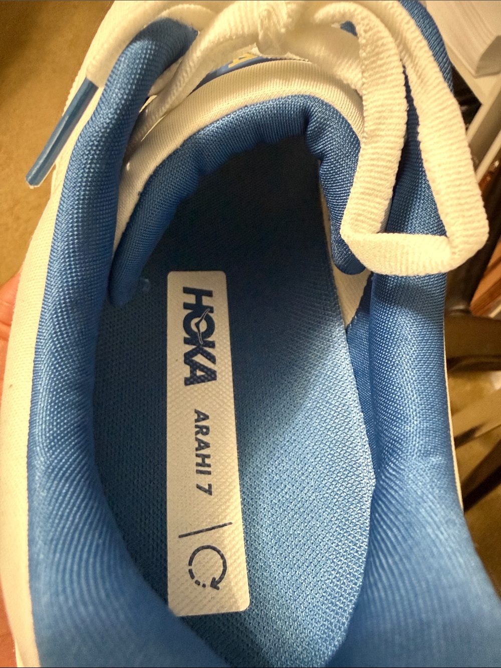 Hoka Arahi 7 Running Sneakers - Picture 5 of 7